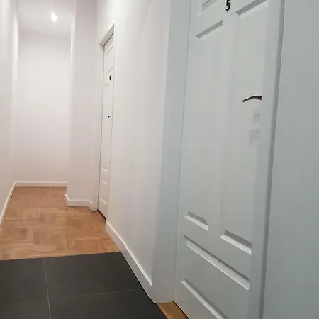 Apartment Central Economic